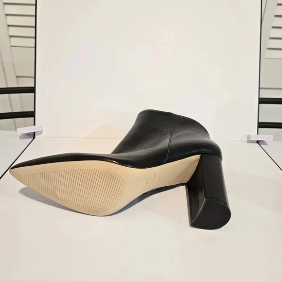 Marc Fisher Black Pointed-Toe Ankle Boots – Sleek and Modern - Picture 10 of 12